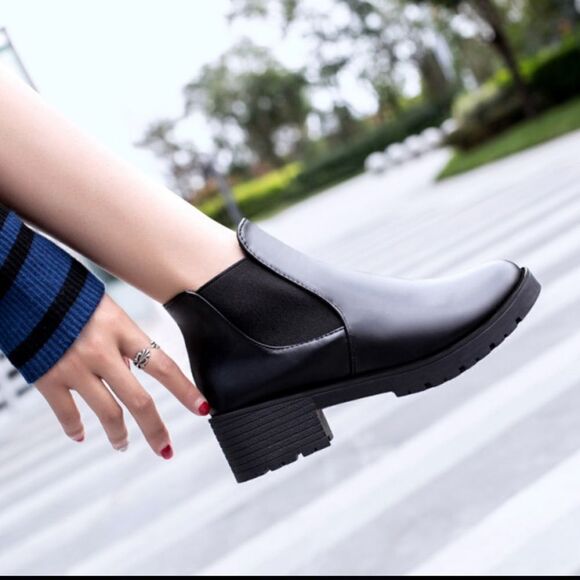 Lily Women’s Combat Boots sz 8 Ankle Lug Sole NEW # bag 8-A - Picture 11 of 11